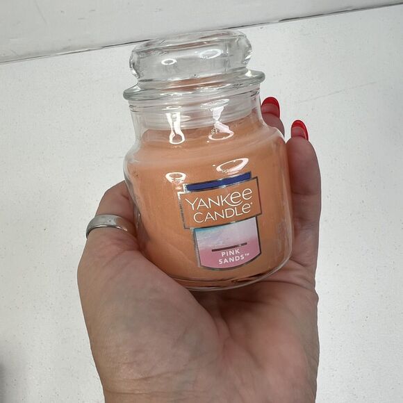 Yankee Candle Small Jar 3.7oz Floral Pink Sands Scent with Lid 20-30 Hours NEW - Picture 8 of 8